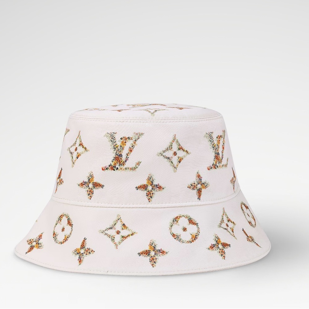 Brand new bucket hat Size Small!